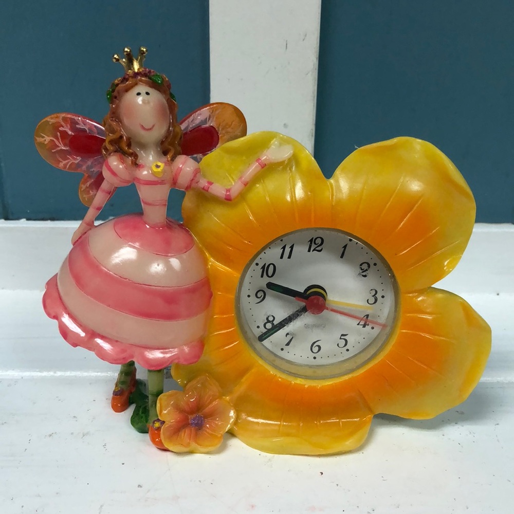 Adorable Resin/Plastic Fairy princess with flower clock quartz working 6” x 5”